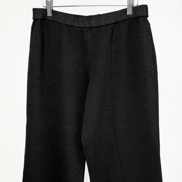 St. John Navy Knit Cropped Short Pant - Picture 3 of 7